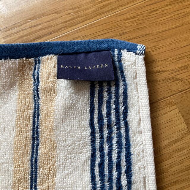 Ralph Lauren(ラルフローレン)のポロ　Ralph Lauren ラルフローレン  タオルハンカチ　赤ロゴ刺繍　 メンズのファッション小物(ハンカチ/ポケットチーフ)の商品写真