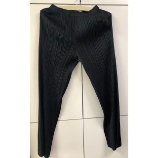 プリーツプリーズイッセイミヤケ(PLEATS PLEASE ISSEY MIYAKE)のpleats please ロングパンツ(BLACK)(カジュアルパンツ)