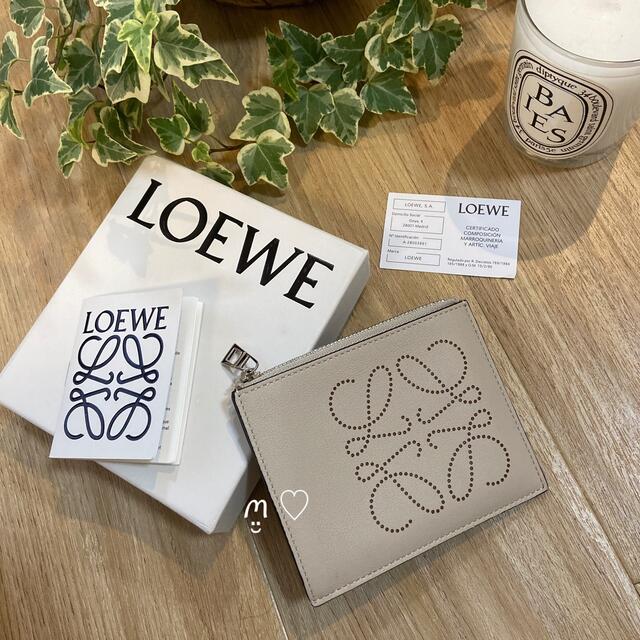 LOEWE　ロエベ　ブランドコインカードホルダー　アナグラム　コンパクトミニ財布