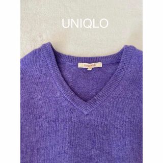 ユニクロ(UNIQLO)のユニクロ　ウール100% Ｖネックニット(ニット/セーター)