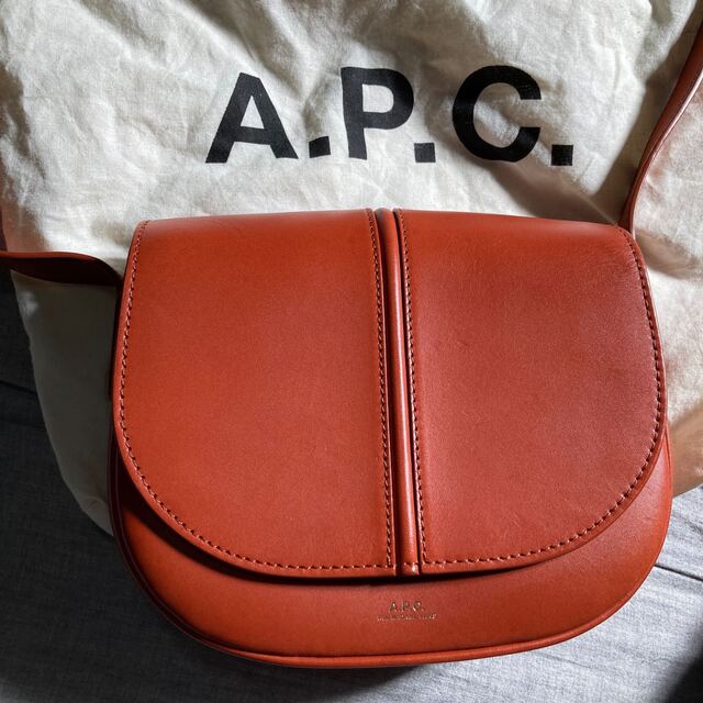 袋付きA.P.C. Betty ショルダーバッグ　ブラウン　✅袋付き