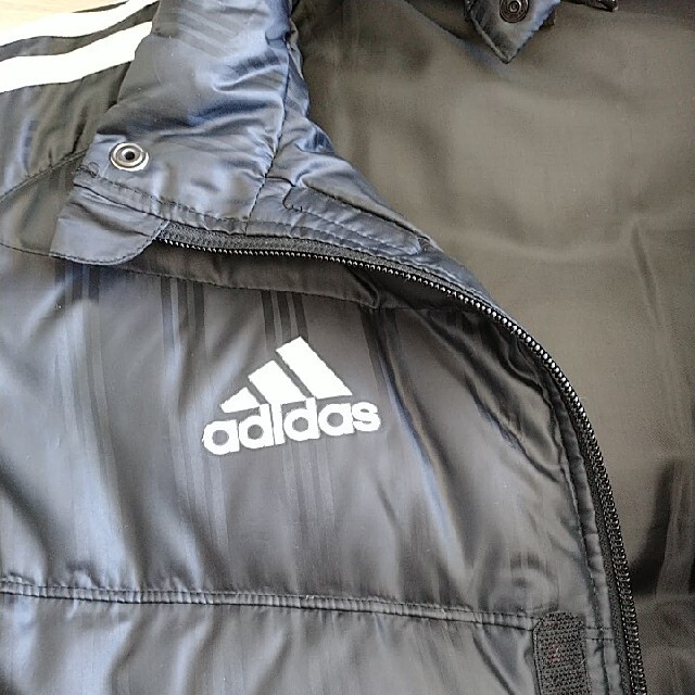 adidas(アディダス)の【キッズ150～160】アディダス  ダウンベンチコート キッズ/ベビー/マタニティのキッズ服男の子用(90cm~)(コート)の商品写真