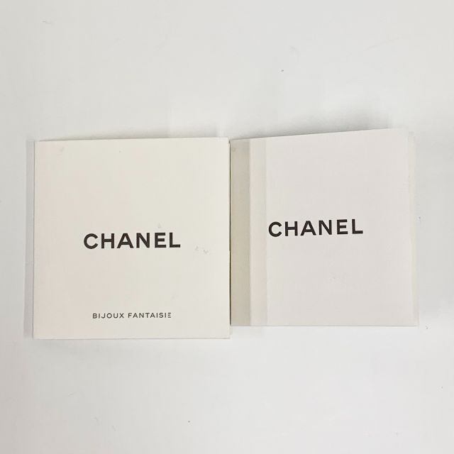 CHANEL(シャネル)の5233 シャネル カメリア ココマーク ラインストーン パール ピアス レディースのアクセサリー(ピアス)の商品写真