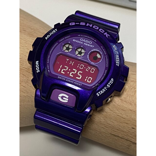 G-SHOCK DW6900クレージーカラー(生産終了モデル)