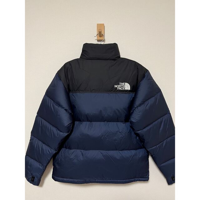 THE NORTH FACE(ザノースフェイス)の【新品】ザ ノースフェイス ヌプシ 1996 ダウン 700 紺×黒 S メンズのジャケット/アウター(ダウンジャケット)の商品写真