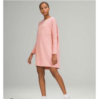 ルルレモン(lululemon)のBack in Action Long Sleeve Dress 2(ひざ丈ワンピース)