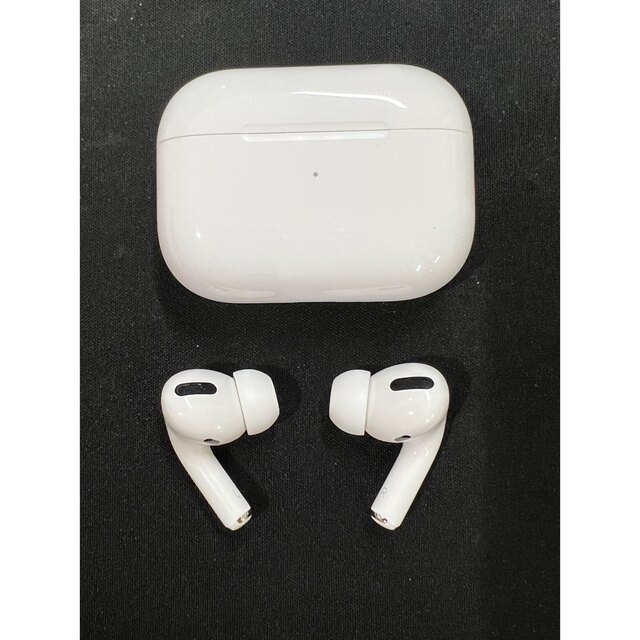 Apple(アップル)の値下げAirPods Pro スマホ/家電/カメラのオーディオ機器(ヘッドフォン/イヤフォン)の商品写真