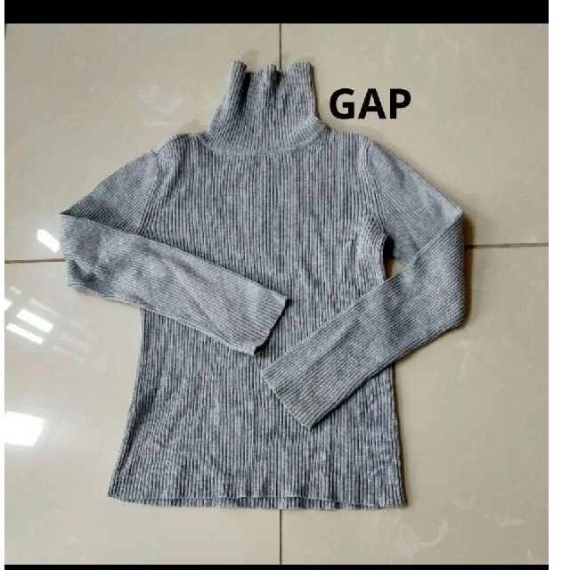 GAP(ギャップ)のギャップ 130cm ハイネックセーター グレー キッズ/ベビー/マタニティのキッズ服女の子用(90cm~)(ニット)の商品写真