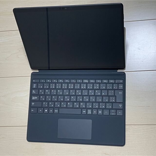 Microsoft(マイクロソフト)のSurface Pro X 純正キーボード、本体保護シート、おまけUSBハブ付き スマホ/家電/カメラのPC/タブレット(ノートPC)の商品写真