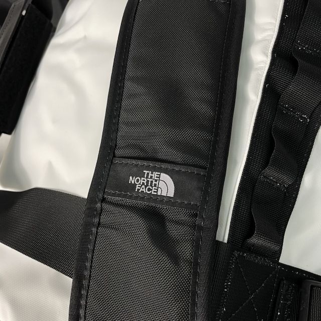 THE NORTH FACE(ザノースフェイス)のノースフェイス トボストンバック バックパック(M/71L)グレー 180626 メンズのバッグ(ボストンバッグ)の商品写真