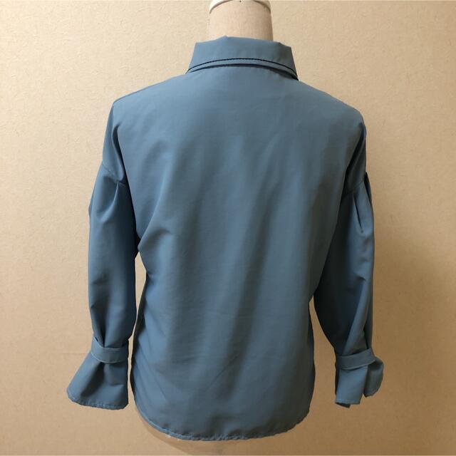 韓国　アイスブルー袖デザインシャツ レディースのトップス(シャツ/ブラウス(長袖/七分))の商品写真