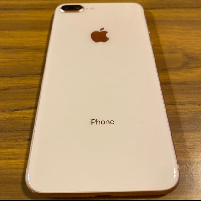 iPhone8plus 本体　64GB