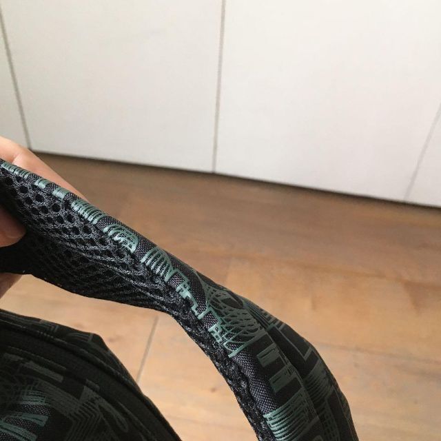 【美品】DIESEL ディーゼル 総柄ロゴバックパック