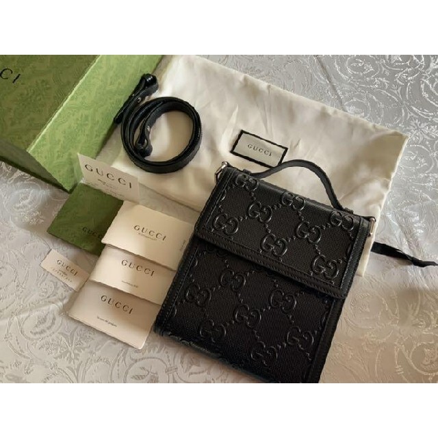 可愛いクリスマスツリーやギフトが! Gucci - グッチ GGエンボス