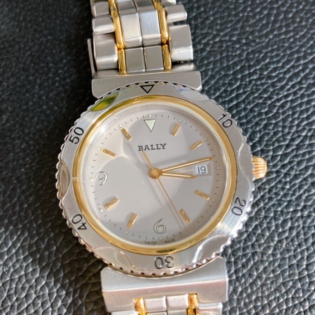 BALLYバリー　メンズ腕時計　＋　ルキア　レディース腕時計