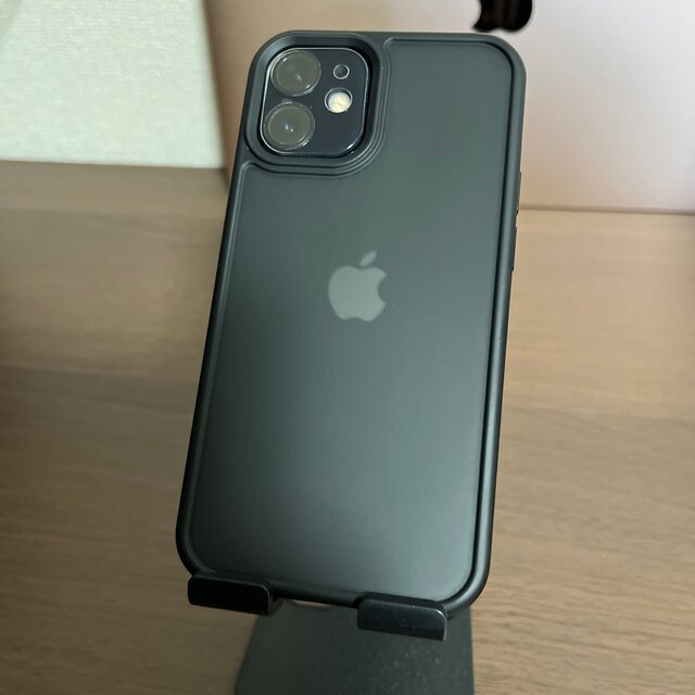 iPhone(アイフォーン)のiPhone12 mini  64GB ブラック イースさん　専用 スマホ/家電/カメラのスマートフォン/携帯電話(スマートフォン本体)の商品写真