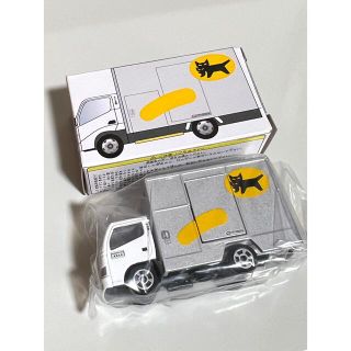 新品　非売品　クロネコヤマト ミニカー 新型小型トラック2t車