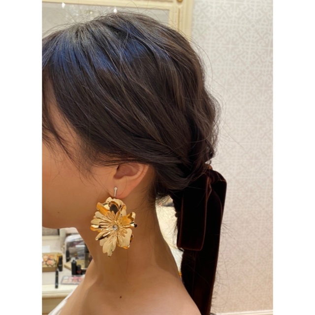 ブラウン　ベロアリボン　150センチ レディースのヘアアクセサリー(その他)の商品写真