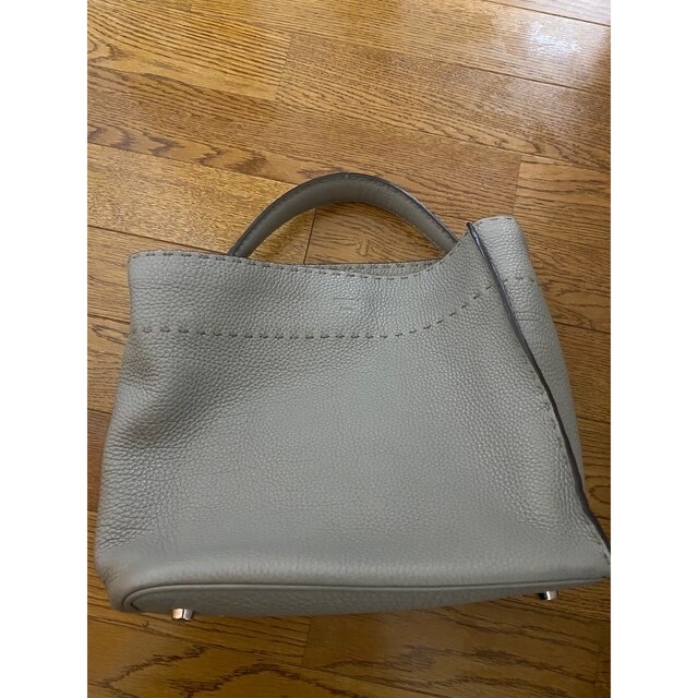 税込) 超美品 フェンディ FENDI セレリア アンナ スモール 2WAYバッグ