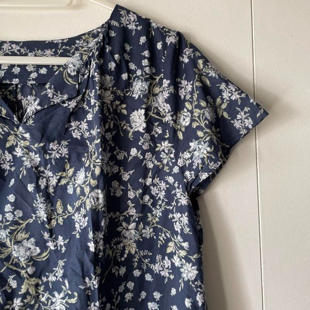 SIMPLICITE シンプリシテェ レディーストップス フリーサイズ 秋冬