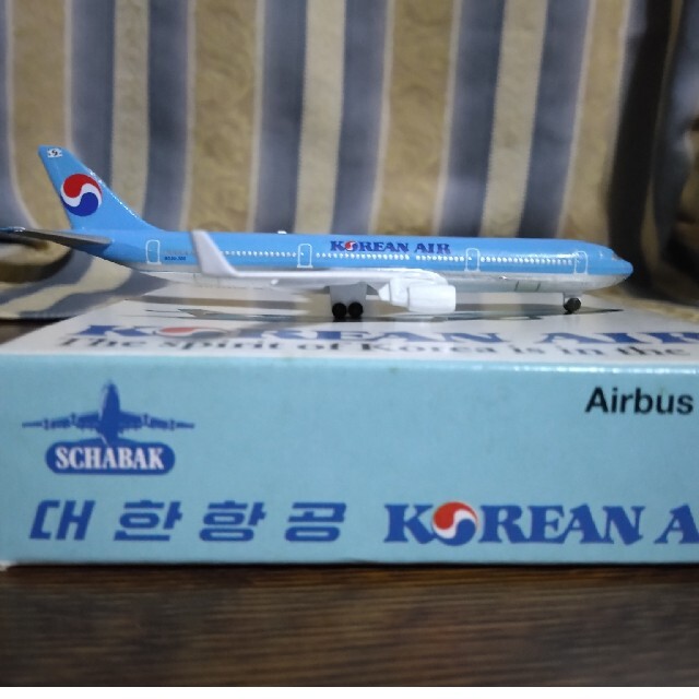 schabak1/600大韓航空A330