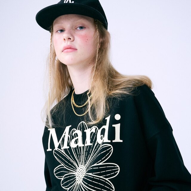 Mardi Mercrediマルディ SWEAT BLACK CREAM