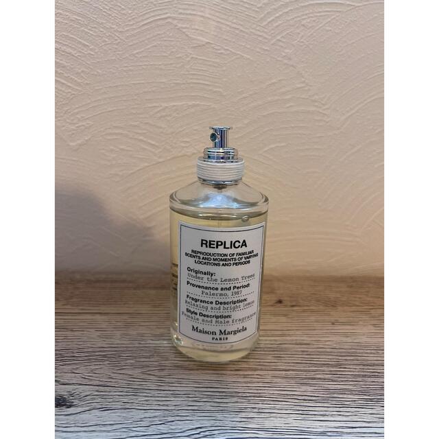 Maison Martin Margiela(マルタンマルジェラ)のマルジェラ　レプリカ　アンダーザレモンツリー コスメ/美容の香水(ユニセックス)の商品写真