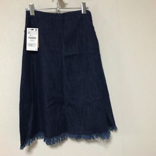 ザラ(ZARA)のデニムフリンジスカート(ひざ丈スカート)