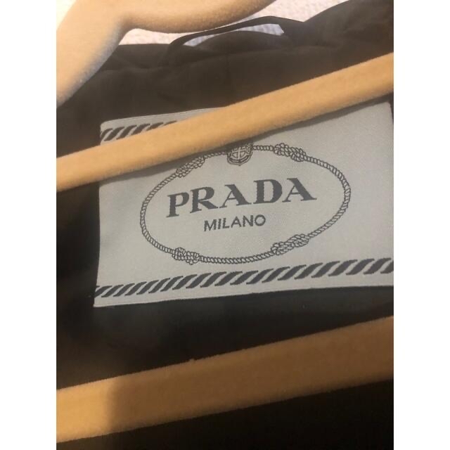 PRADA(プラダ)の新品未使用　PRADA プラダ　ナイロンジャケット38 レディースのジャケット/アウター(ナイロンジャケット)の商品写真
