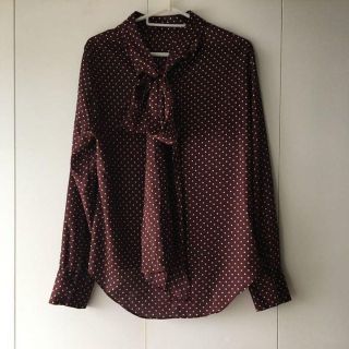 ザラ(ZARA)の【新品同様】ZARA ザラ ドット柄バックリボントップス ブラウス シャツ(シャツ/ブラウス(長袖/七分))