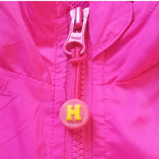 HusHush(ハッシュアッシュ)のウインドブレーカー　ピンク　100 キッズ/ベビー/マタニティのキッズ服女の子用(90cm~)(ジャケット/上着)の商品写真