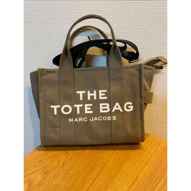 美品》マークジェイコブス トートバッグ カーキ バッグ ミニ 【25%OFF