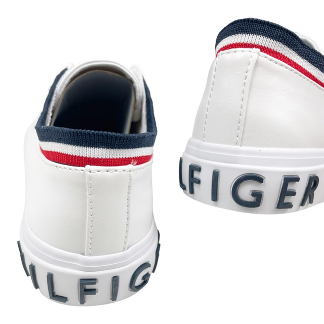 TOMMY HILFIGER(トミーヒルフィガー)のトミーヒルフィガー シューズ ホワイト レザースニーカー JP24.0cm レディースの靴/シューズ(スニーカー)の商品写真