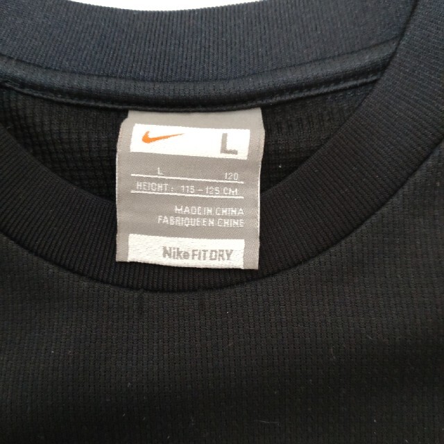 NIKE(ナイキ)のNIKE　１２０センチ キッズ/ベビー/マタニティのキッズ服男の子用(90cm~)(Tシャツ/カットソー)の商品写真