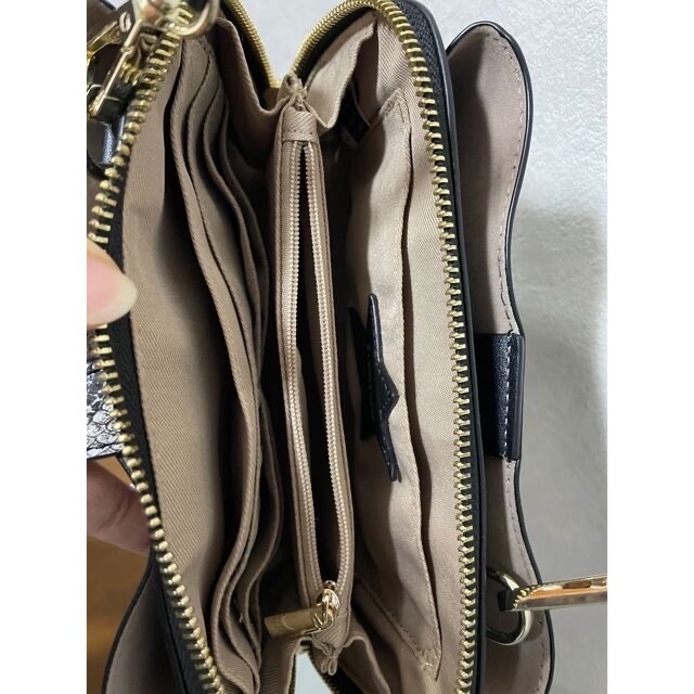 VIVAYOU(ビバユー)のビバユー　お財布ショルダー レディースのバッグ(ショルダーバッグ)の商品写真