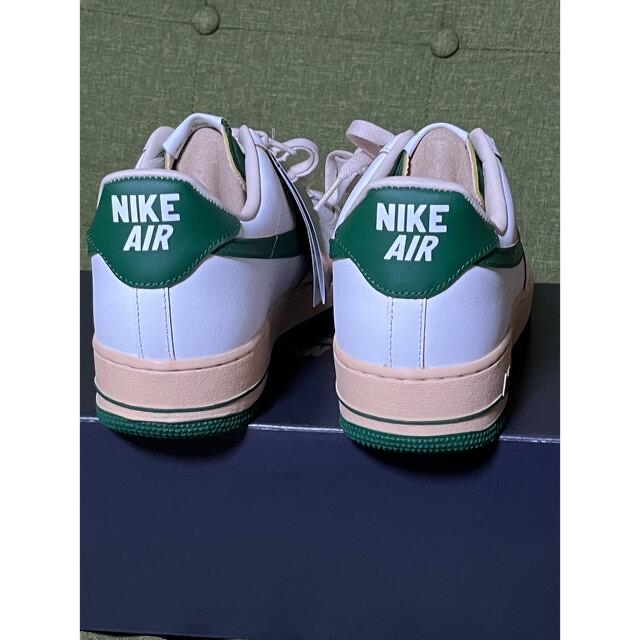 NIKE(ナイキ)のNike WMNS Air Force 1 Green and Muslin レディースの靴/シューズ(スニーカー)の商品写真