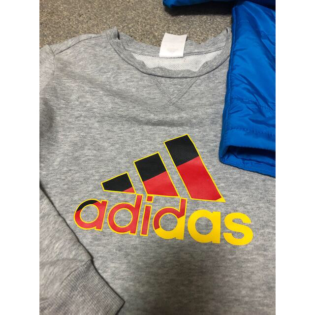 adidas(アディダス)のアディダス　キッズ130 冬物アウター　トレーナーセット キッズ/ベビー/マタニティのキッズ服男の子用(90cm~)(ジャケット/上着)の商品写真