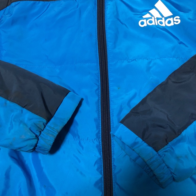 adidas(アディダス)のアディダス　キッズ130 冬物アウター　トレーナーセット キッズ/ベビー/マタニティのキッズ服男の子用(90cm~)(ジャケット/上着)の商品写真