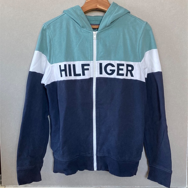 TOMMY HILFIGER(トミーヒルフィガー)のTOMMY HILFIGER★ロゴパーカー★ジャンパー★164 キッズ/ベビー/マタニティのキッズ服男の子用(90cm~)(ジャケット/上着)の商品写真