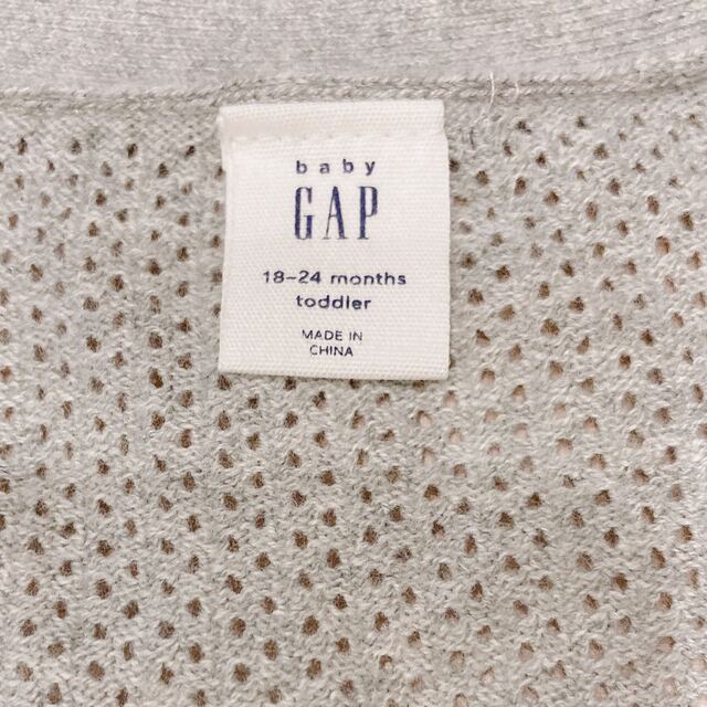 babyGAP(ベビーギャップ)の同梱300円！baby gap カーディガン 薄手ニット 女の子 男の子 90 キッズ/ベビー/マタニティのキッズ服女の子用(90cm~)(ニット)の商品写真