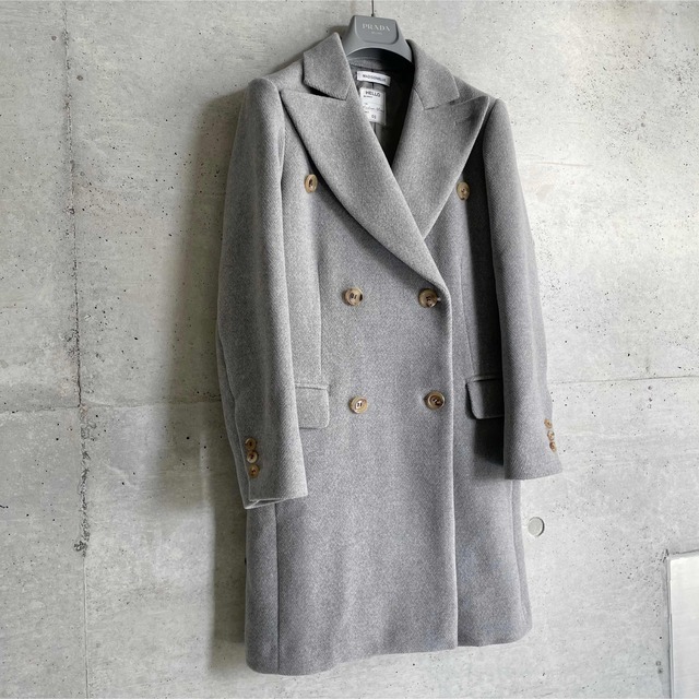 MADISONBLUE(マディソンブルー)の美品 マディソンブルー WOOL SEMI CHESTER COAT グレー レディースのジャケット/アウター(チェスターコート)の商品写真