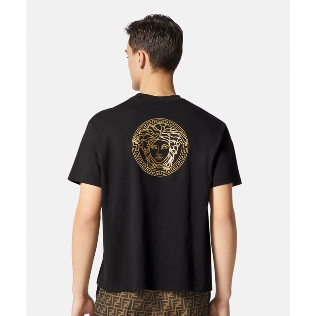 日本未入荷!入手困難! FENDI×VERSACE『FENDACE(フェンダーチェ)』 T 日本未入荷!入手困難! FENDI×VERSACE『FENDACE(フェンダーチェ)』 T
