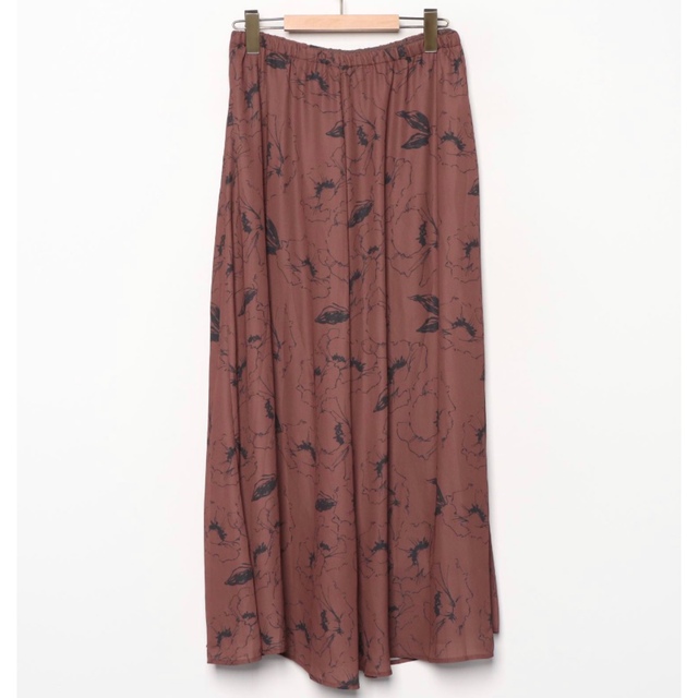 UNITED ARROWS green label relaxing(ユナイテッドアローズグリーンレーベルリラクシング)の＊ flower print long skirt レディースのスカート(ロングスカート)の商品写真