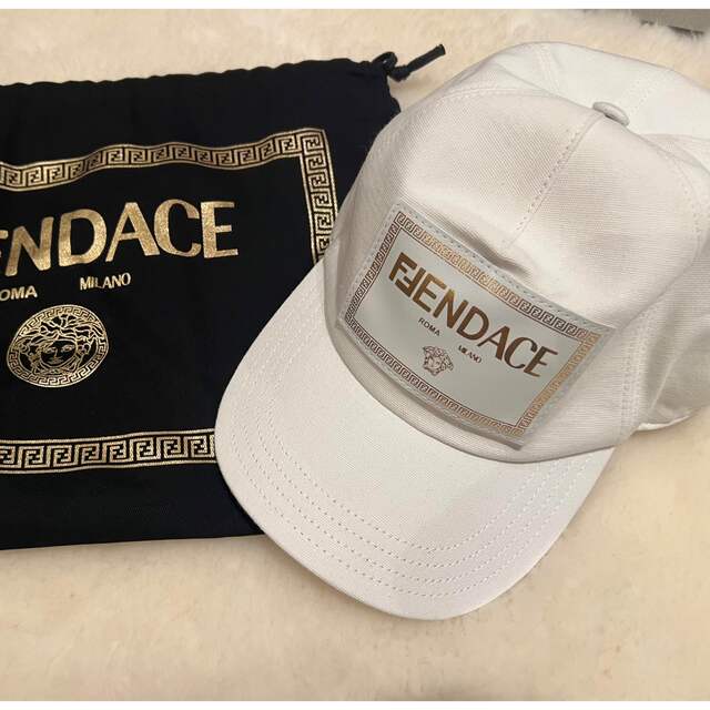 FENDI/VERSACE/Fendace/フェンダーチェ/ベースボールキャップ