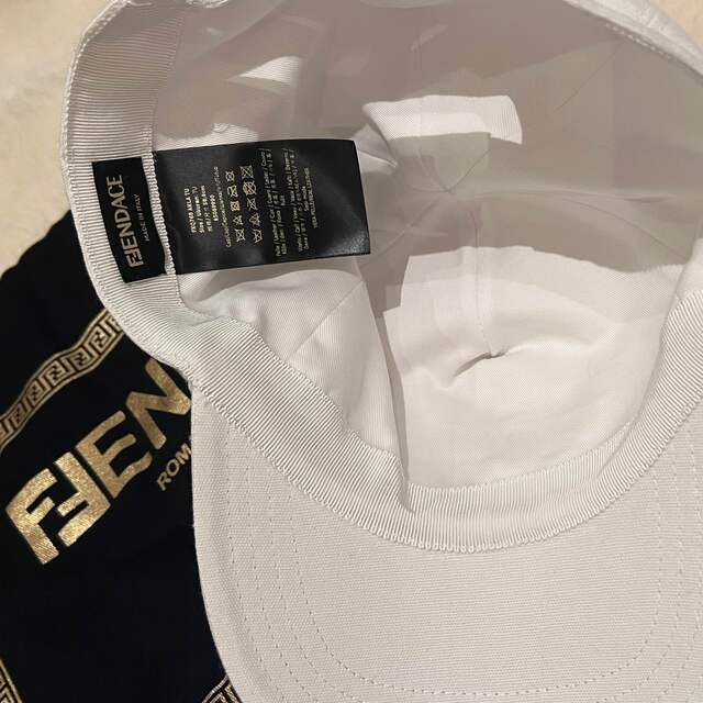 FENDI - FENDI/VERSACE/Fendace/フェンダーチェ\ベースボールキャップ