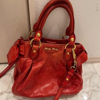 ミュウミュウ(miumiu)のMIU MIU ショルダーバッグ(ショルダーバッグ)