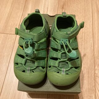 キーン(KEEN)のKEEN サンダル　グリーン　17センチ(アウトドアシューズ)