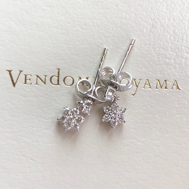 専用　ヴァンドーム青山✨K18WG×ダイヤ0.2ct✨スノーフレークピアスピアス