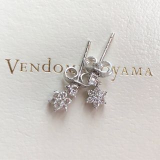 ヴァンドームアオヤマ(Vendome Aoyama)の専用　ヴァンドーム青山✨K18WG×ダイヤ0.2ct✨スノーフレークピアス(ピアス)