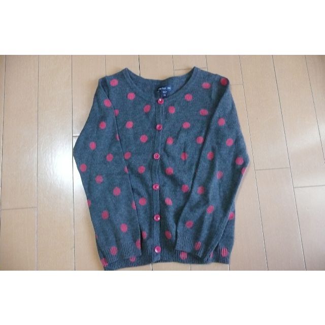 babyGAP(ベビーギャップ)の110センチ　2枚セット キッズ/ベビー/マタニティのキッズ服女の子用(90cm~)(カーディガン)の商品写真